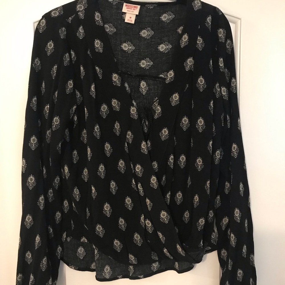 Black Top Open Front w/ Tie. Target. Size M.